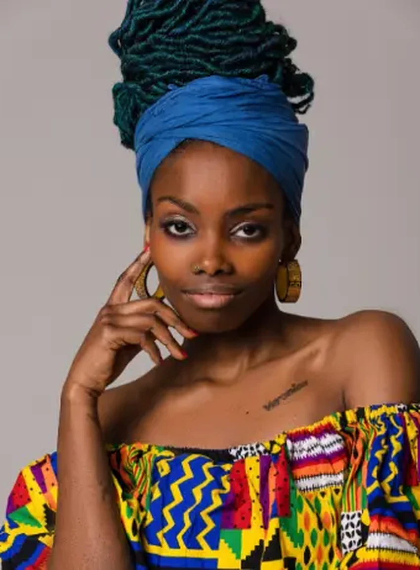 Lucy Gathoni – Porträt und verschiedene Looks